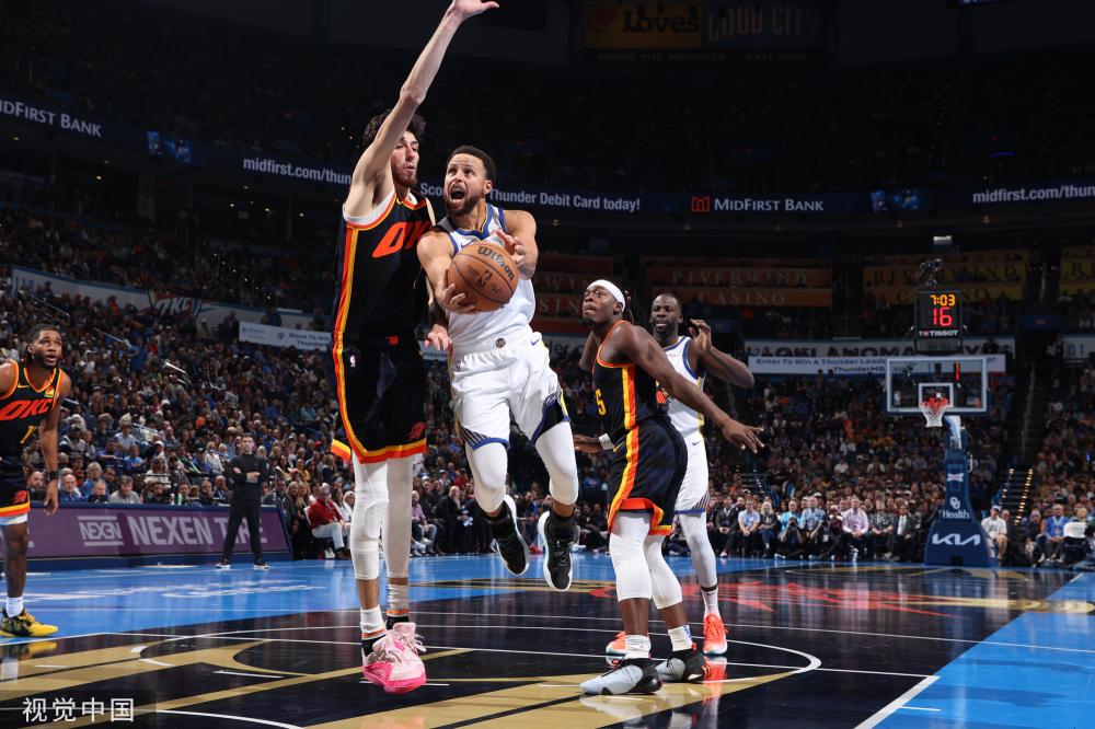 出乎许多球 出乎许多球