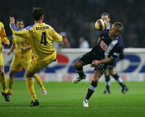 在佐证埃基 在佐证埃基