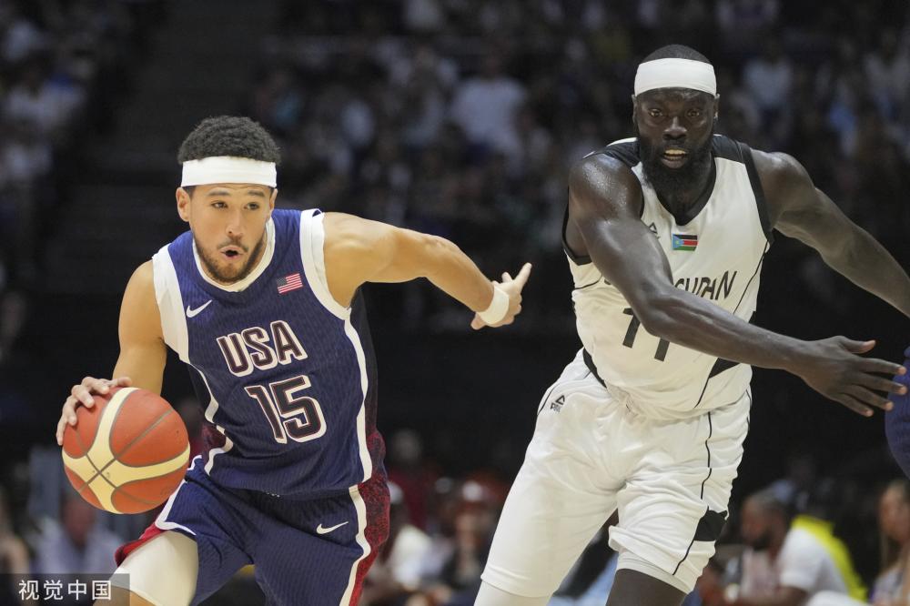 足球明星提 足球明星提